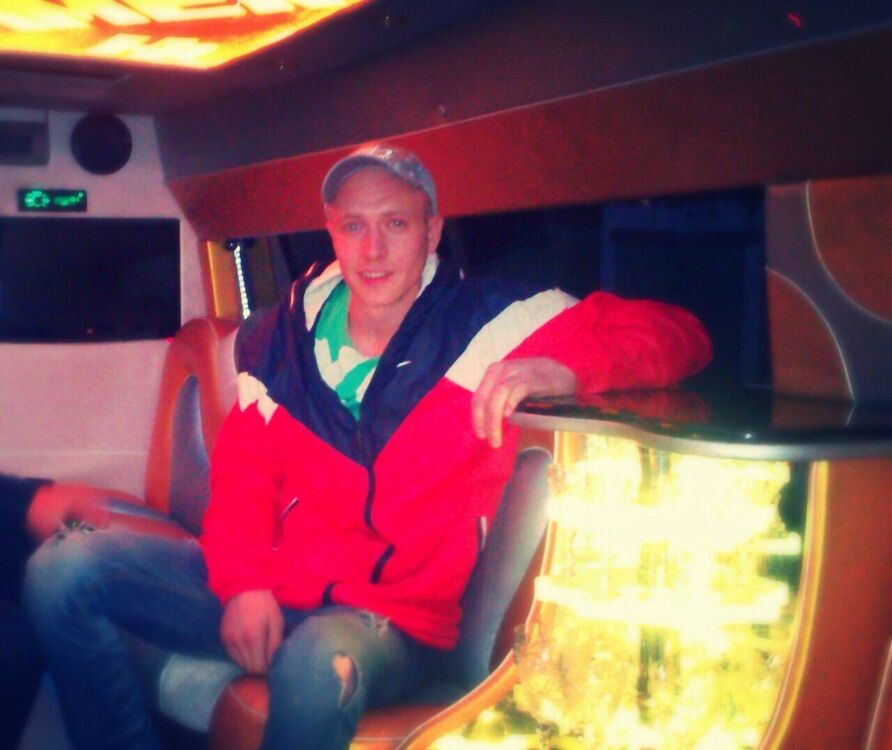  47767437  Egor, 37 ,    