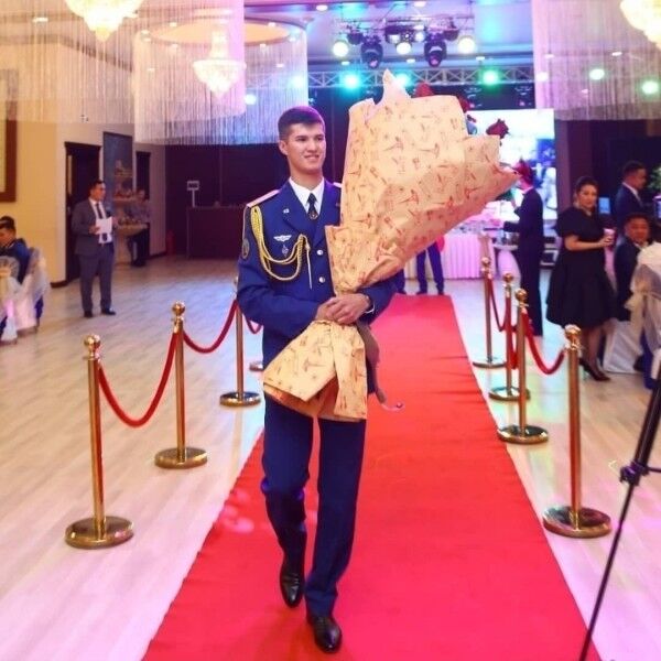  19494847  DamiR, 28 ,    