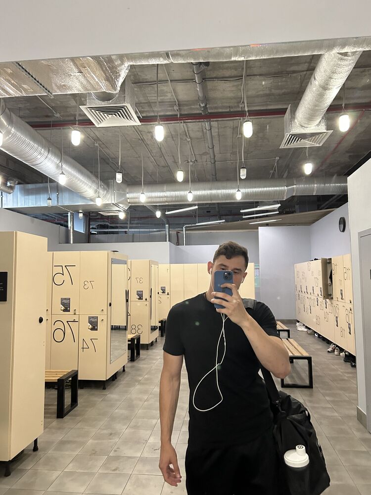  35791637  , 25 ,    -