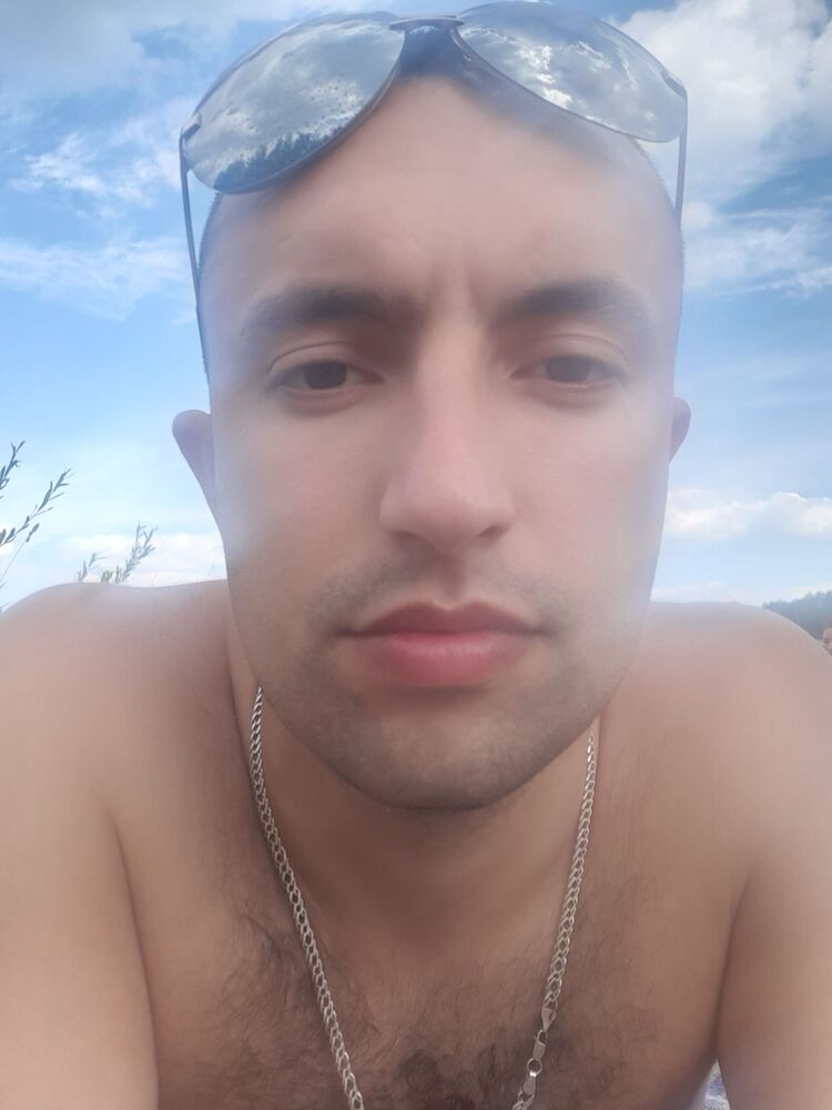  42761627  , 32 ,    