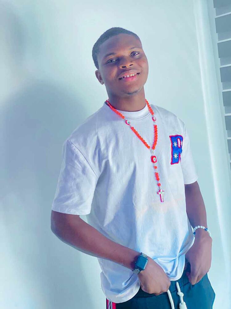 ���� 47035127 ������� Richard, 83 ����, ���� ���������� � Suva