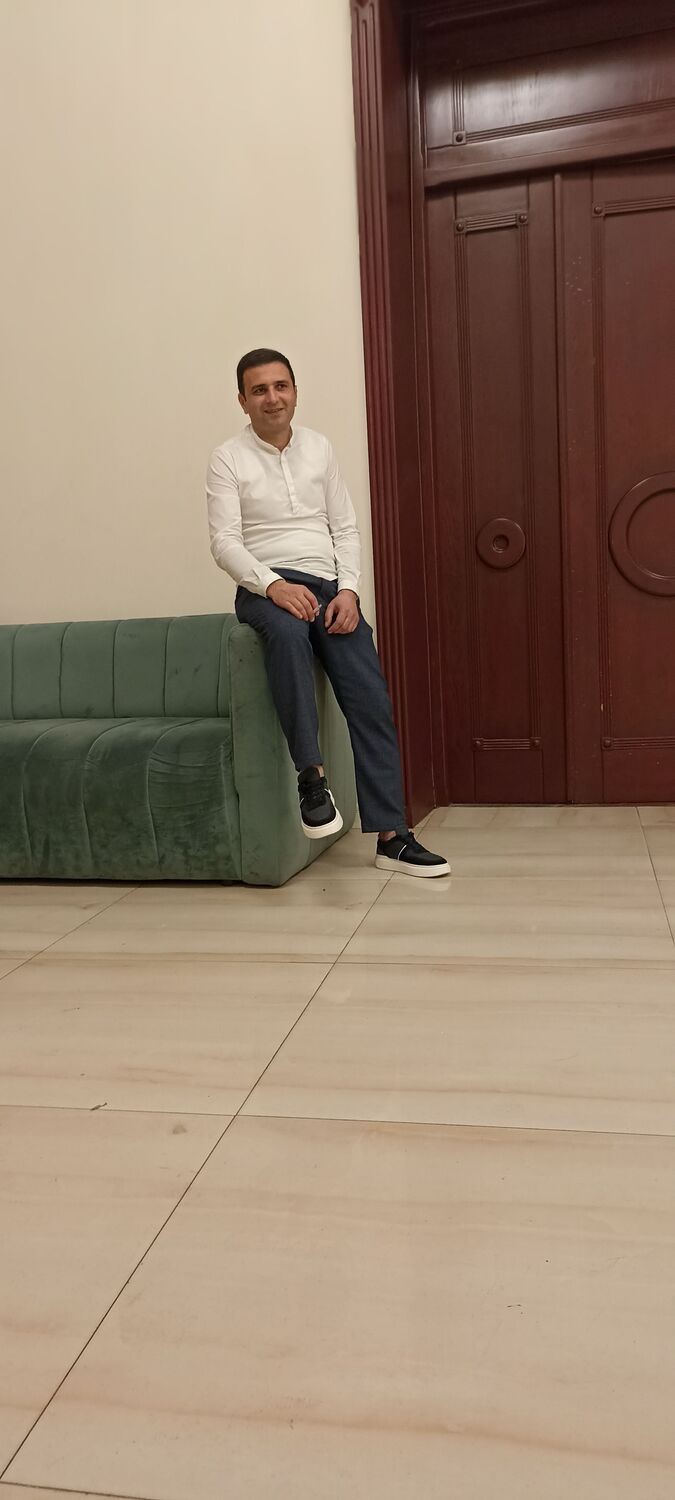  47647957  , 35 ,     