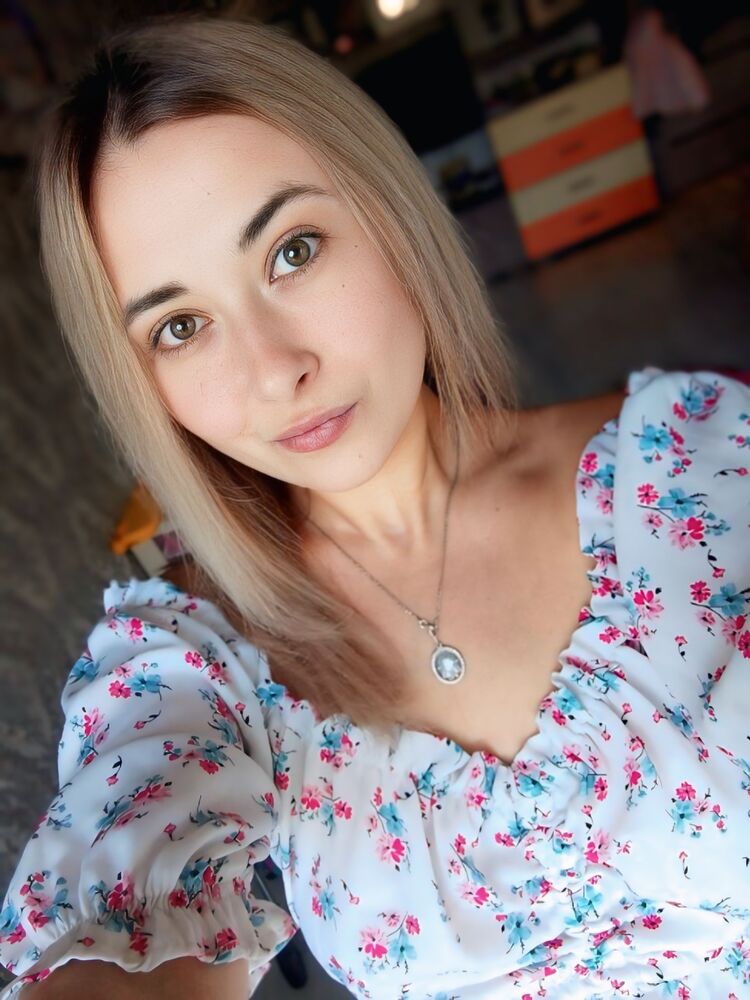  53031577  , 27 ,    