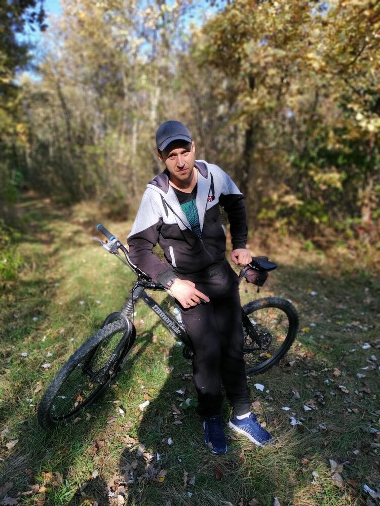  ,   Aleksei, 36 ,   ,   , c 