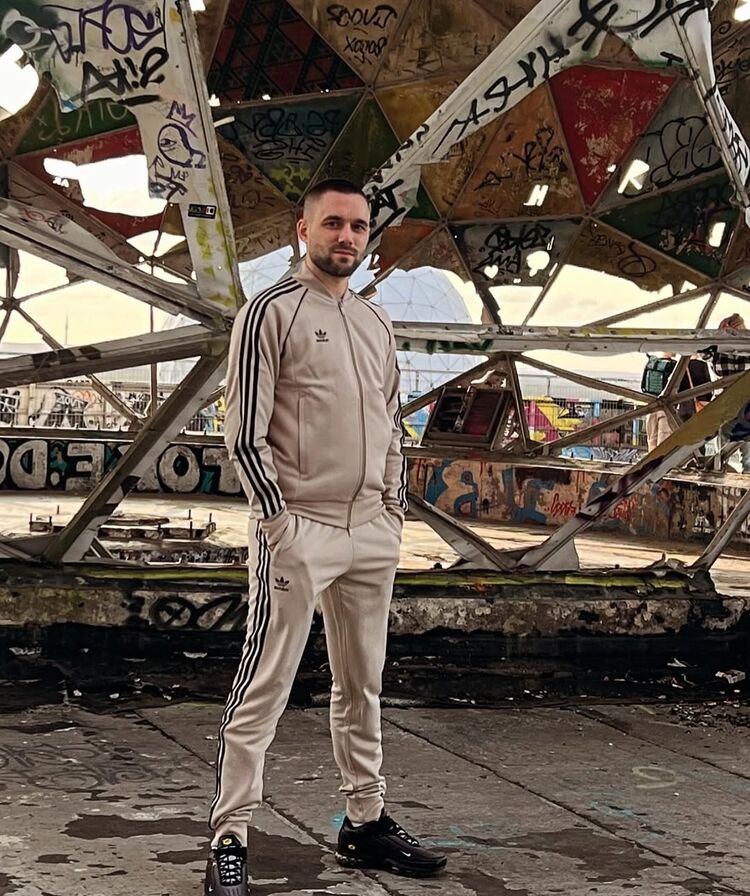 ���� 50186527 ������� �����, 33 ����, ���� ���������� � ����������