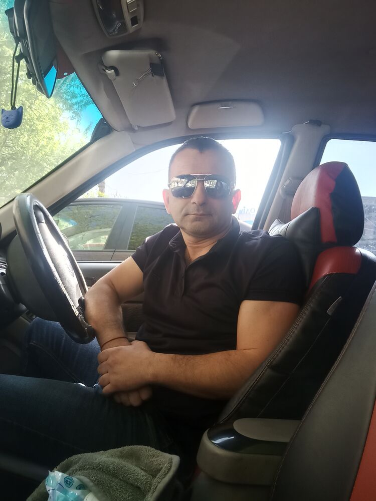  44882157  , 47 ,    