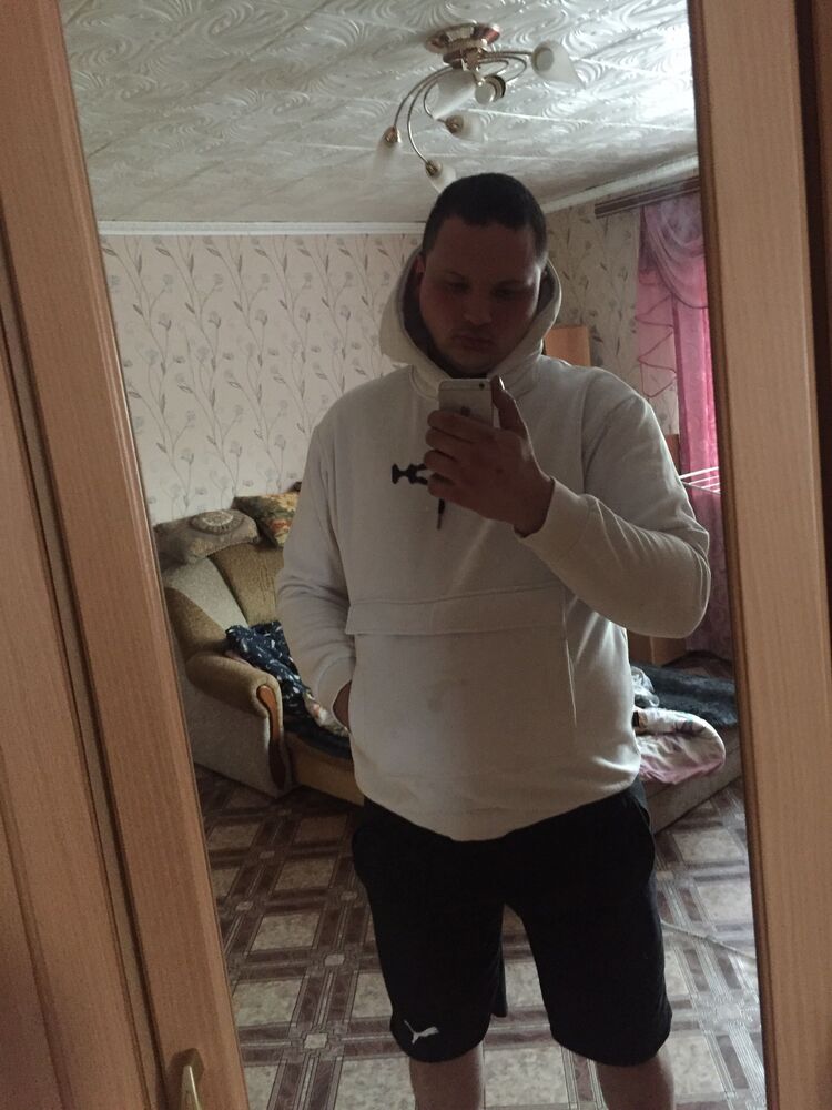  ,   Oleg, 25 ,   ,   