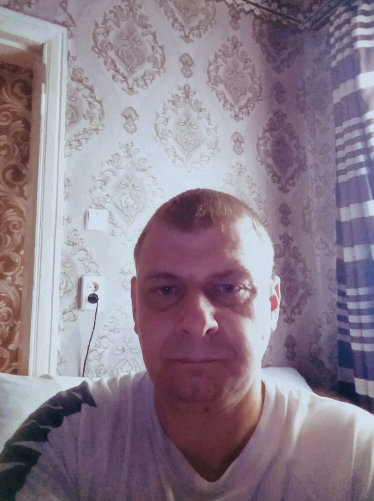  39074987  Vetal, 40 ,    