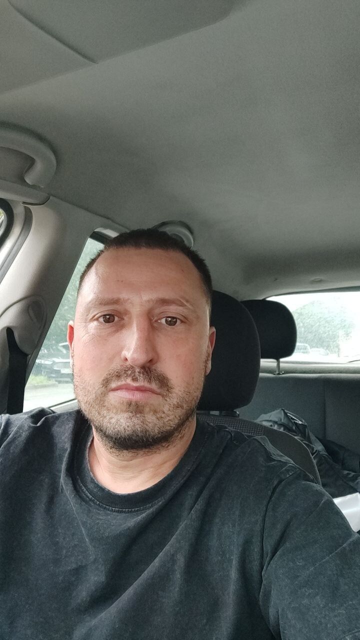  45010397  Vladimir, 37 ,    