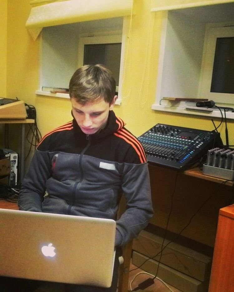  ,   , 29 ,   