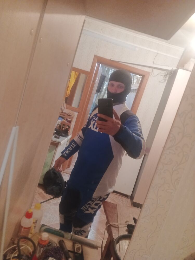  45560397  , 28 ,    
