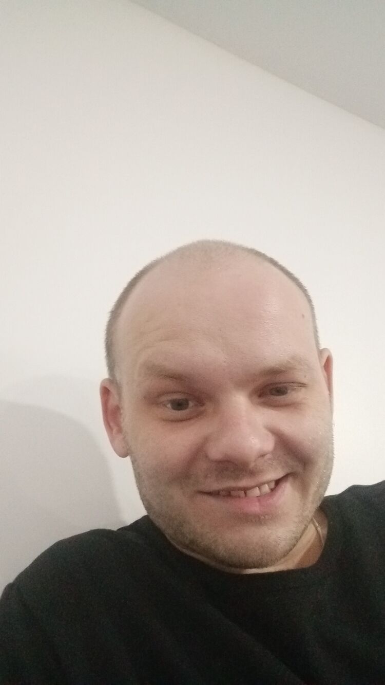  32320967  Andrey, 29 ,    