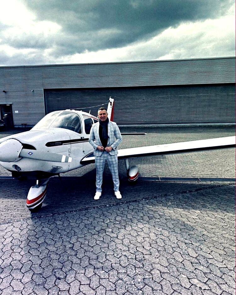 ���� 56187597 ������� �����, 49 ���, ���� ���������� � �����