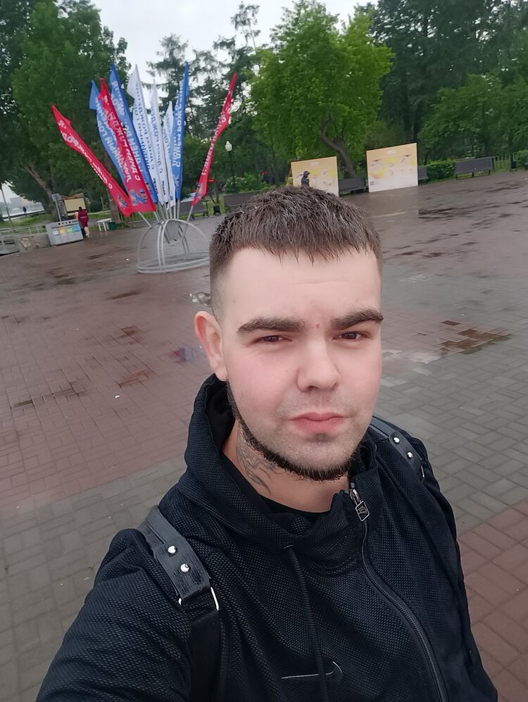  35631047  , 25 ,    -