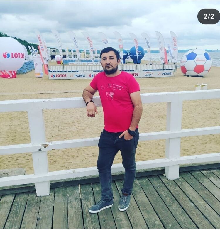  40584837  Akhmed, 31 ,    