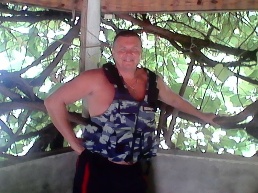  14203767  Valera, 49 ,    