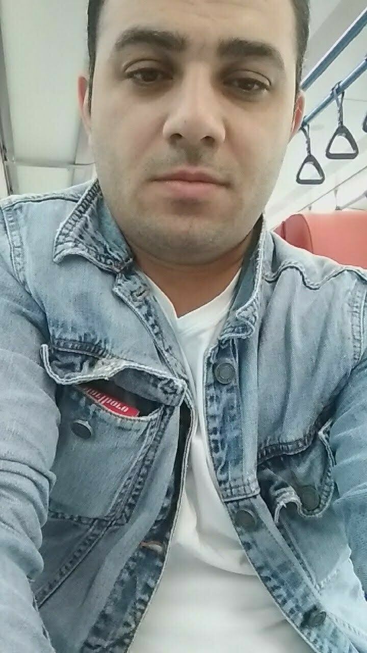  25424567  Rauf, 39 ,    