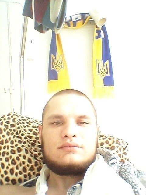  ,   Alex, 36 ,   