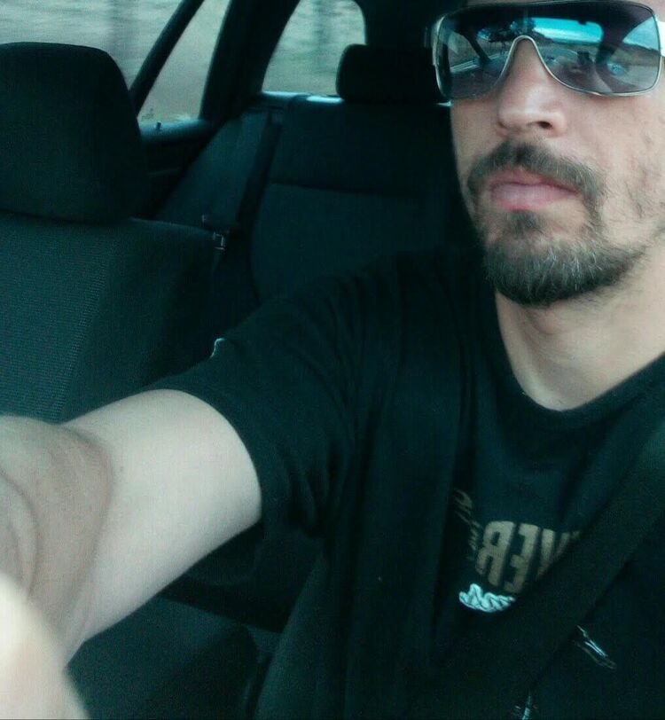  15941787  Tengo, 45 ,    