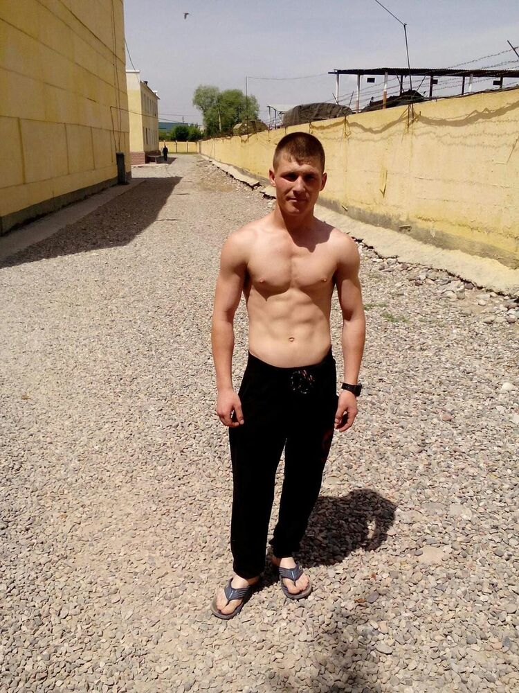  ,   Maxim, 31 ,   