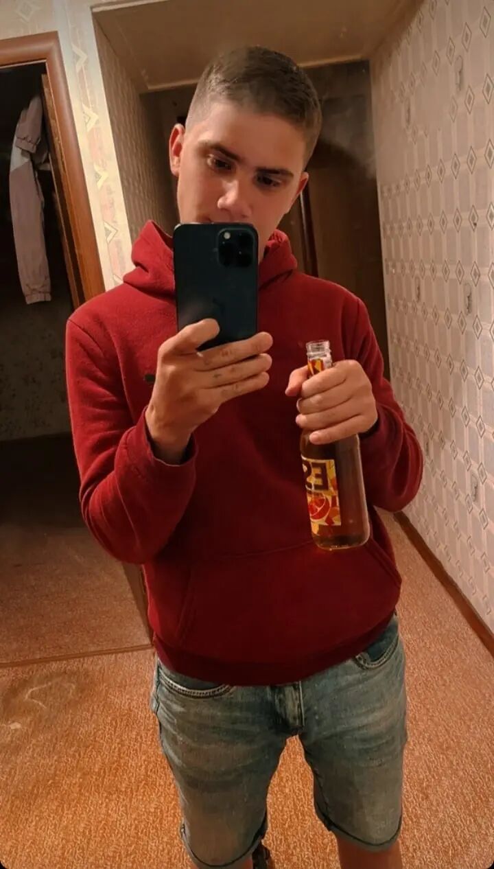  31500247  , 21 ,    