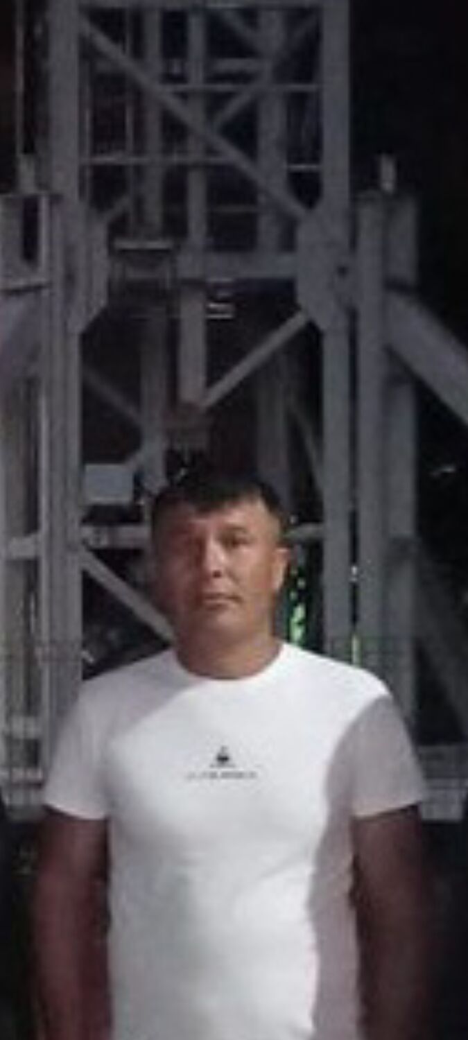  54141017  Ruslan, 37 ,    