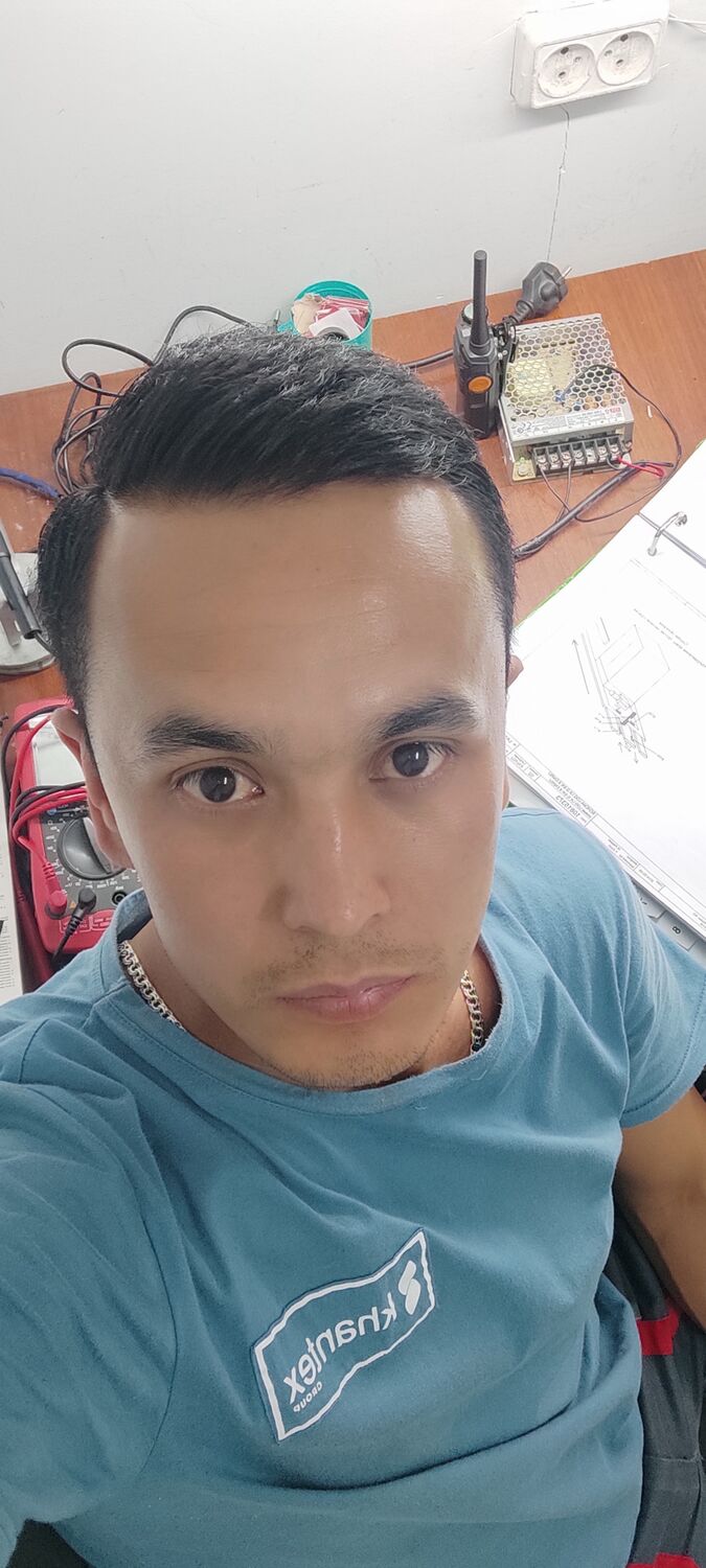  ,   Nizomiddin, 33 ,   ,   