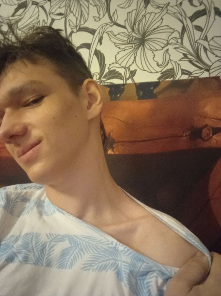  45833627  , 19 ,    