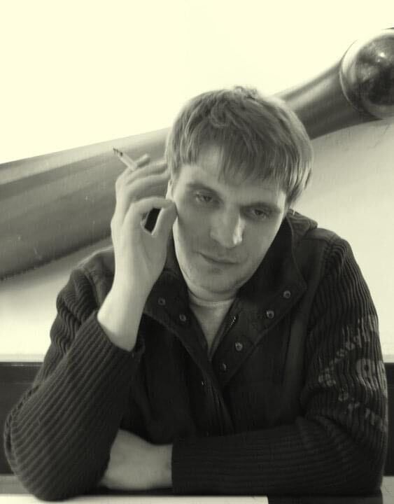  ,   Anton, 44 ,   ,   