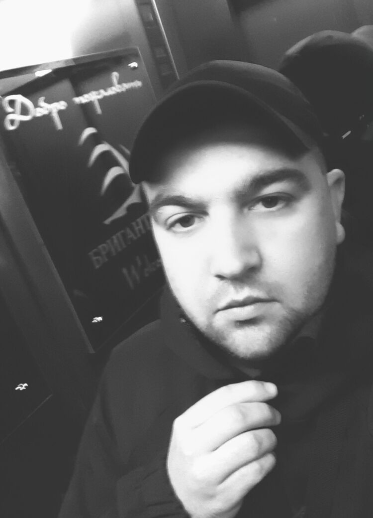  ,   Ivan, 32 ,   ,   , 