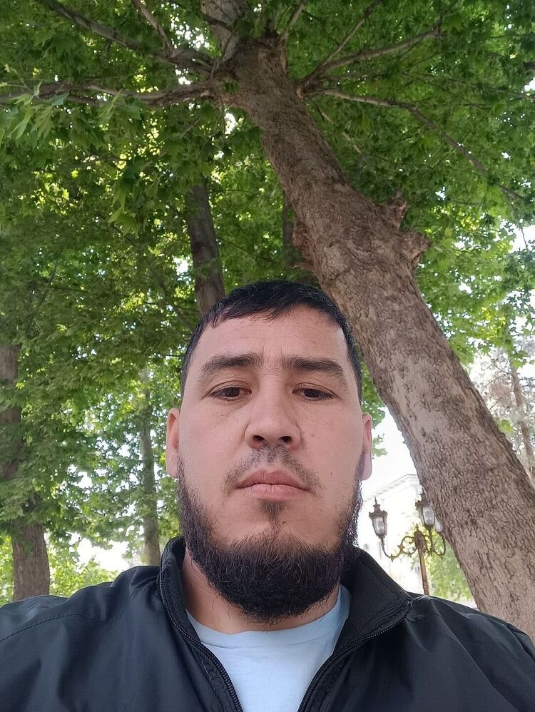  ,   Ruslan, 32 ,   ,   , c 