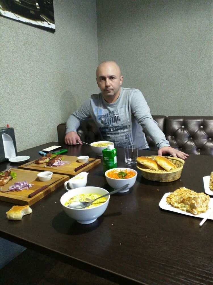 15402997  , 51 ,    