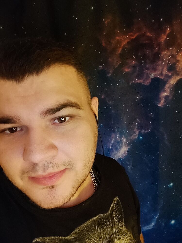  53586627  Alex, 28 ,    