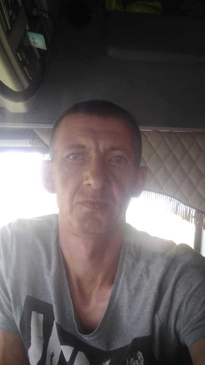  31840997  , 45 ,    
