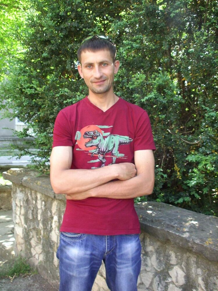  ,   Viktor, 41 ,   ,   , c 