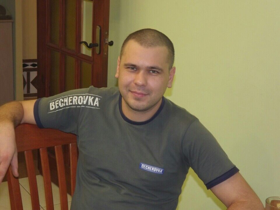  6039037  Andreu, 45 ,    