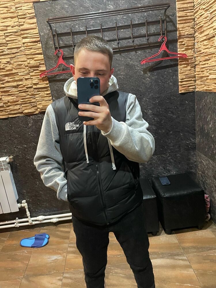  33757937  , 24 ,    