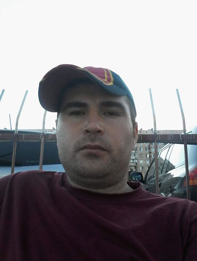  31654697  Ali, 35 ,    