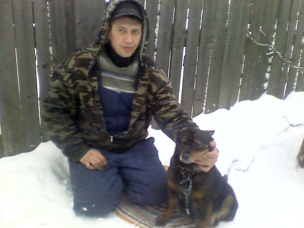  7932217  Pavel, 49 ,    
