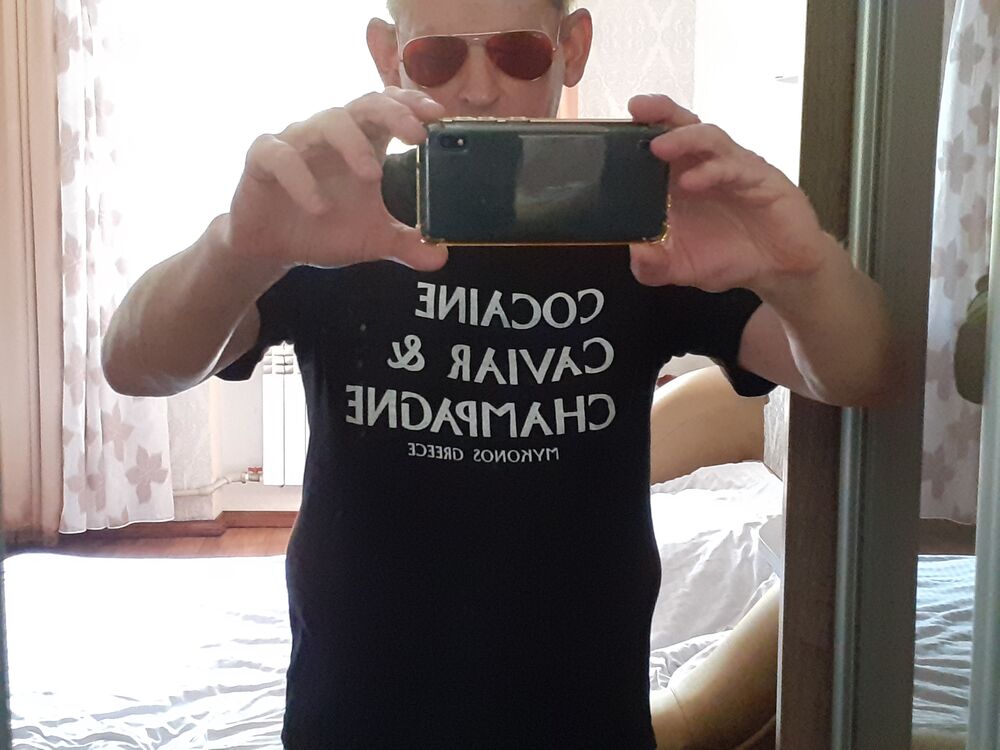  27916717  Vladislav, 68 ,    