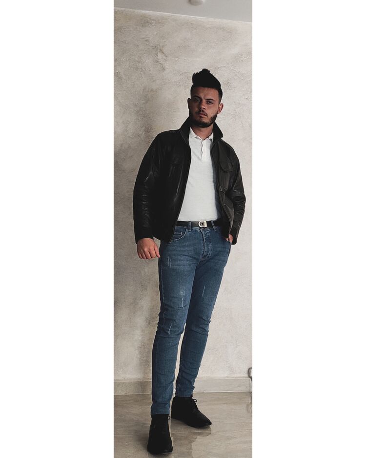  26036817  Zazoui, 24 ,    