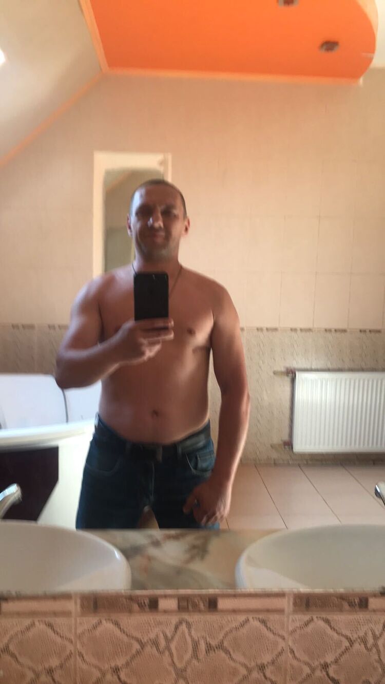  28875667  , 40 ,    