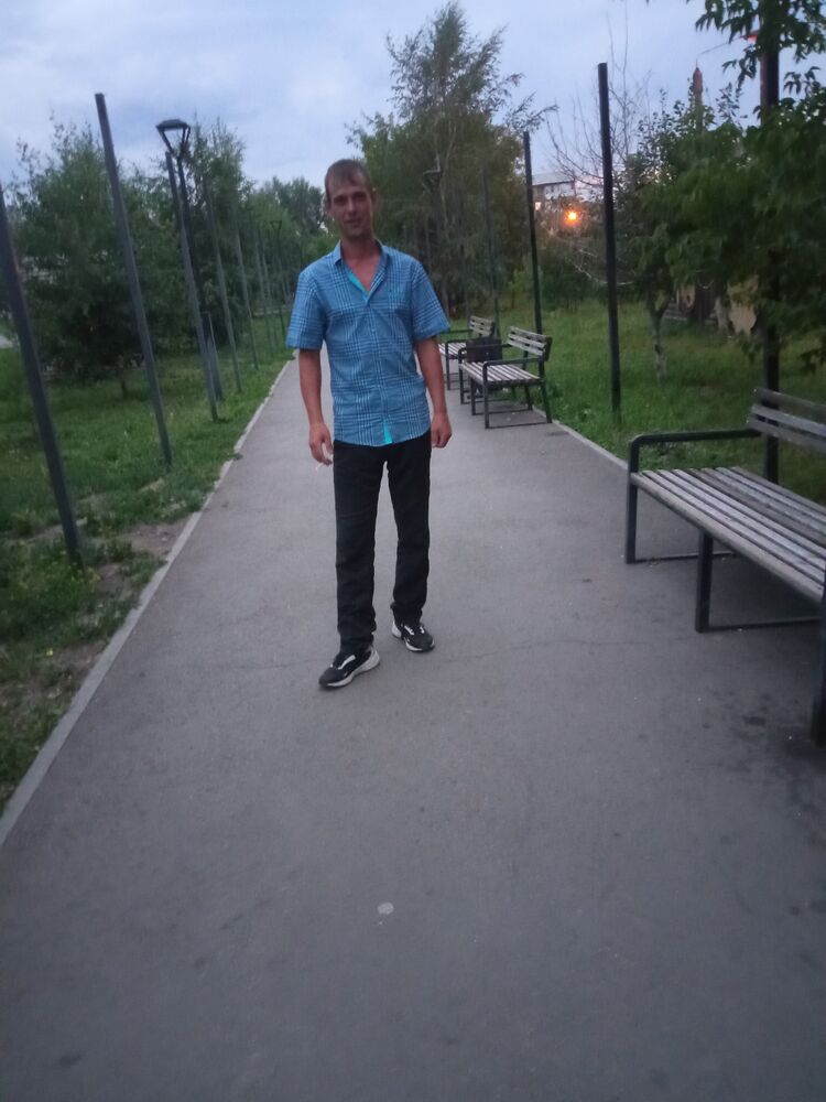  44704367  , 35 ,    -