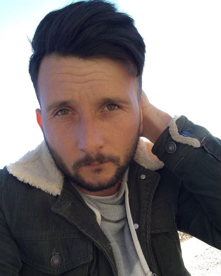  ,   Ugur, 32 ,   ,   