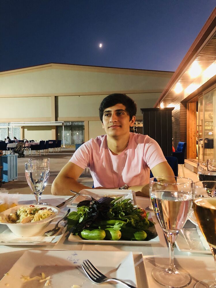  ,   Ramin, 25 ,   ,   