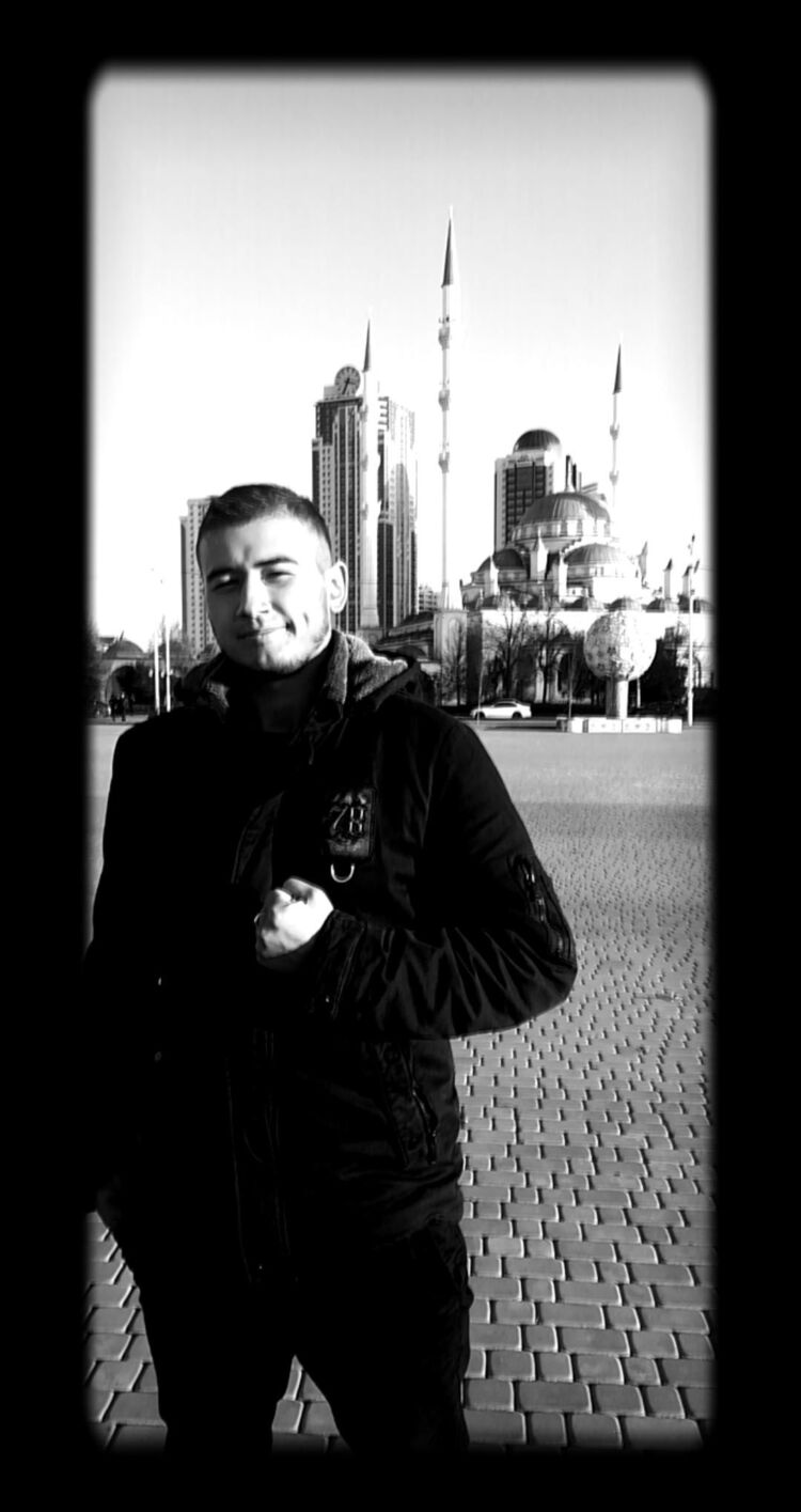  ,   Konstantin, 28 ,   ,   , c , 