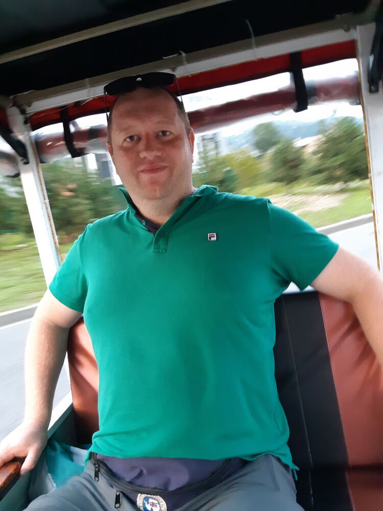  26097277  , 38 ,    -