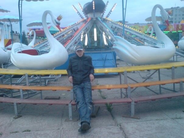  -,   Anton, 33 ,     , c 
