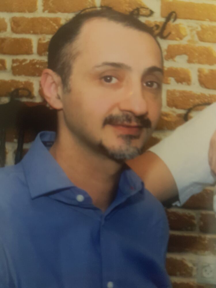  23523727  Emannuel, 47 ,    Ramat Gan