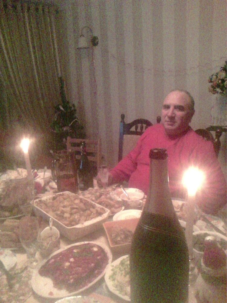  11212637  Stas, 71 ,    